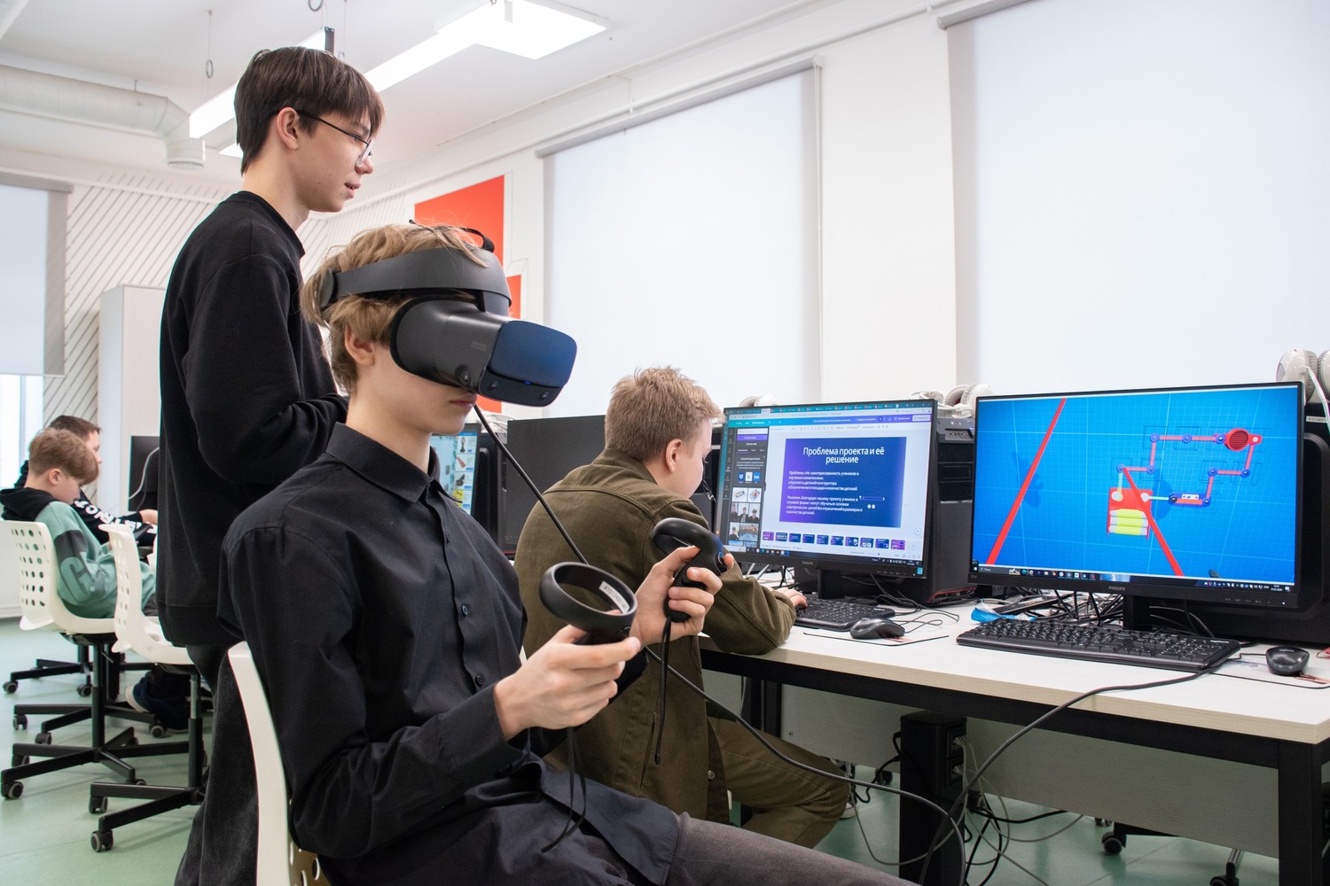 Провели первый хакатон по VR/AR-технологиям «Войди в IT»